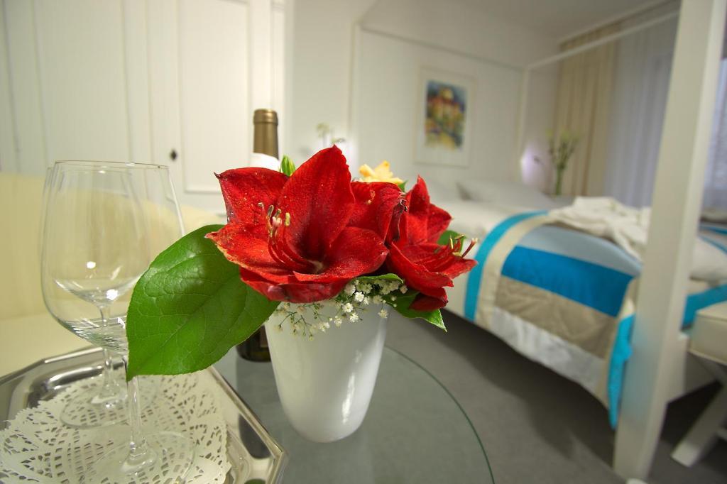 Lupinenhotel Bodensee Sipplingen Quarto foto