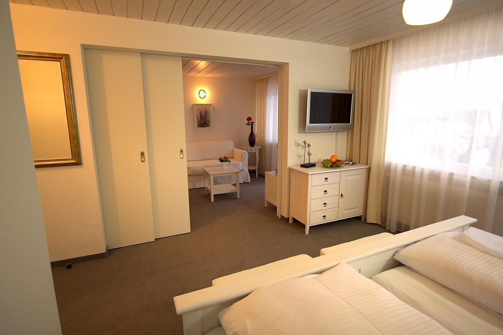 Lupinenhotel Bodensee Sipplingen Quarto foto